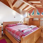 Appartement Mansarda Combo *